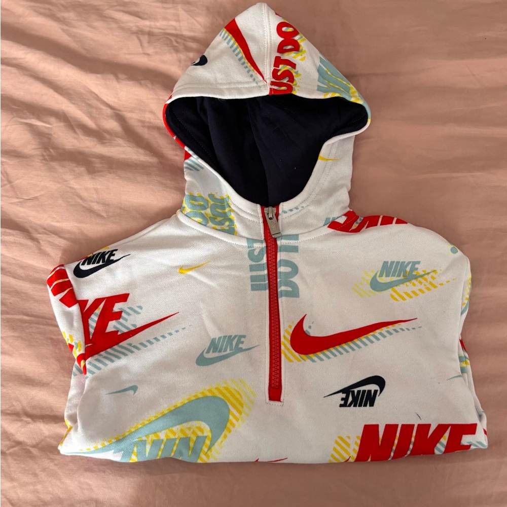 Nike White and Black Tag